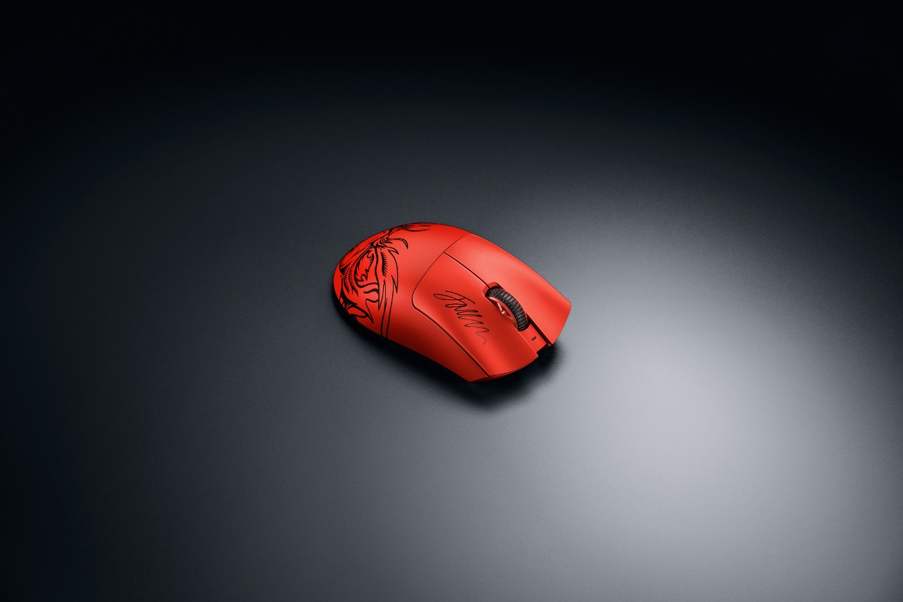 DeathAdder V3 Pro Faker Edition-041_R5